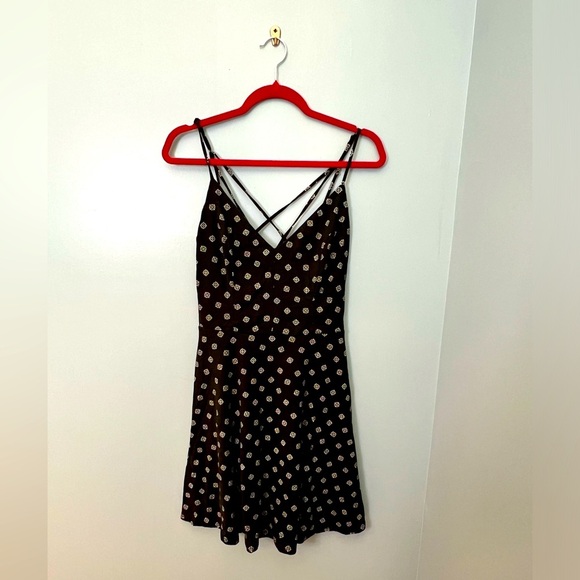 nine britton Dresses & Skirts - Women’s NINE BRITTON (StitchFix) Strappy Mini Dress - Size L